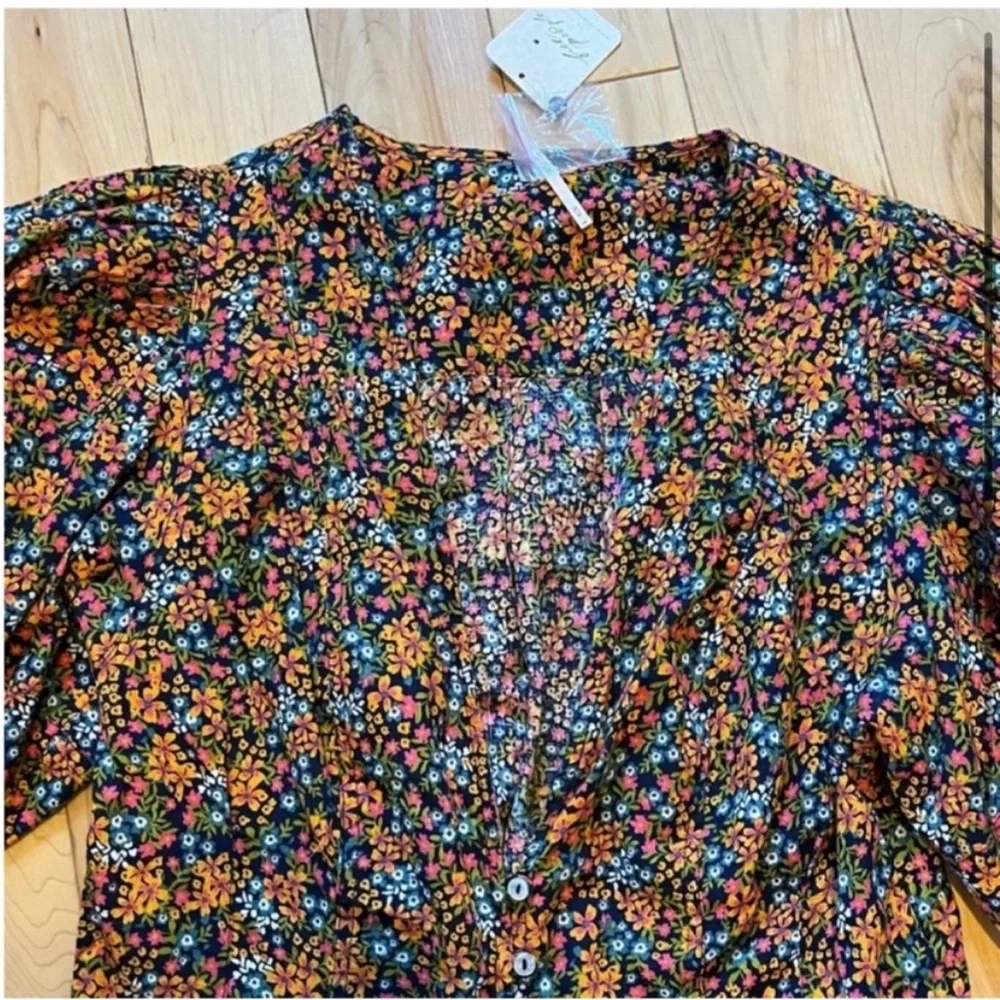 NWT Free People I Found You Printed Top in Navy Combo size medium